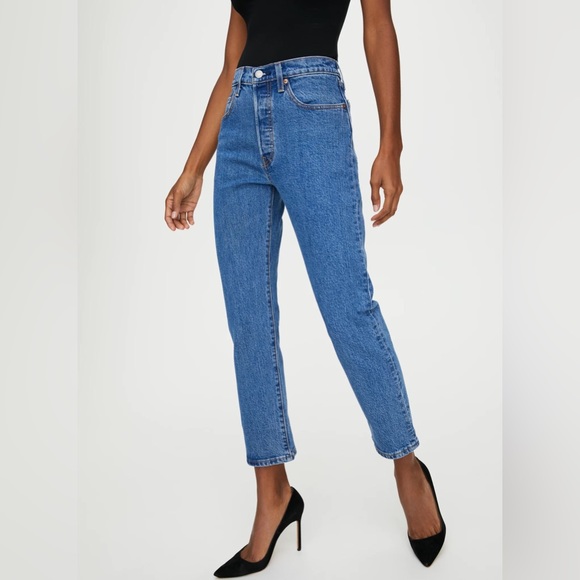 NWT Levi’s 501 High Rise Crop Straight Leg Premium Denim Jeans Size 27 - Picture 1 of 9